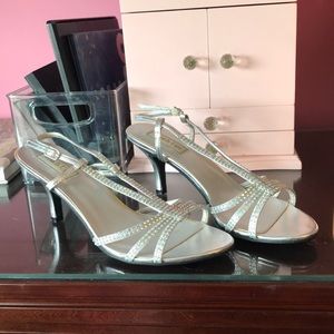 Touch Ups Size 11 Small Heel Formal Shoe